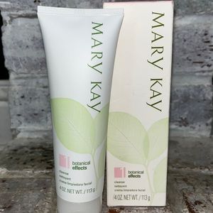 Mary Kay botanical effects cleanser - dry/ sensitive skin